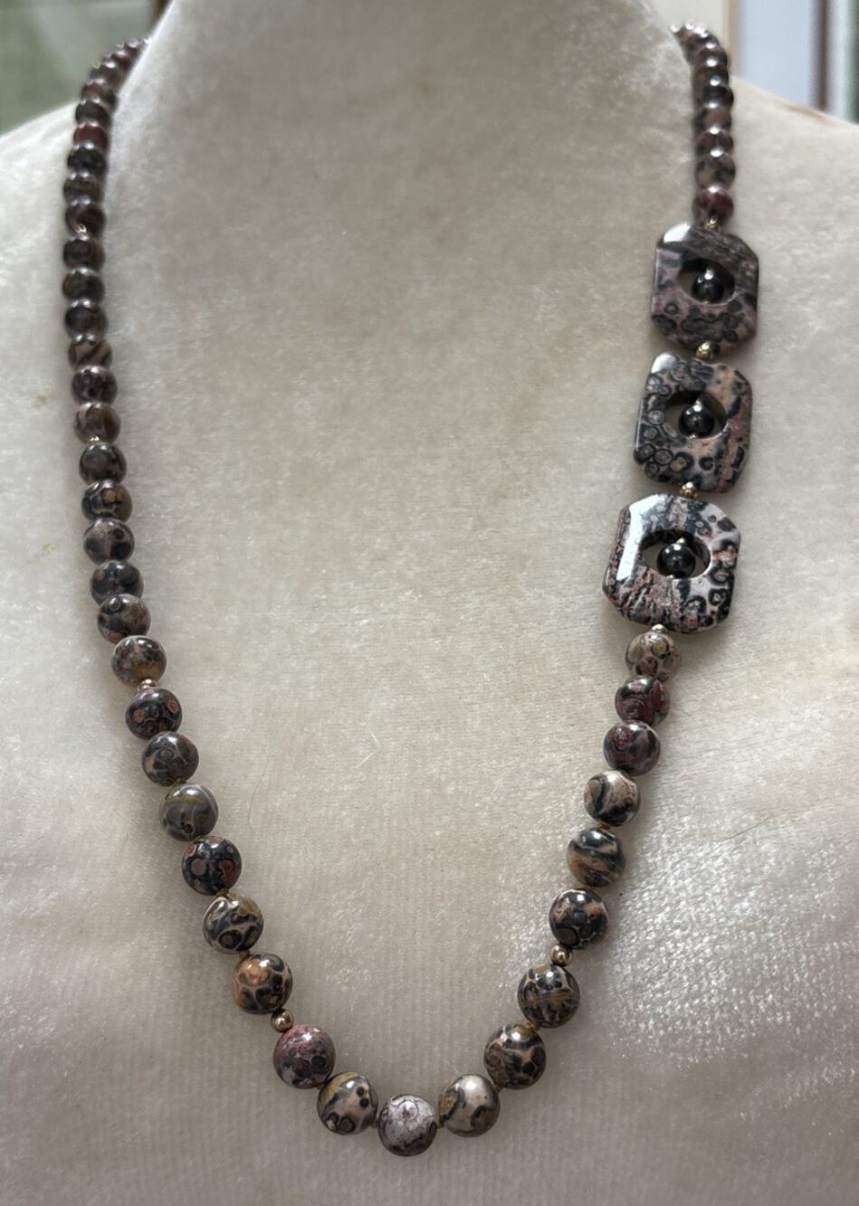 Vtg Leopard Jasper Polished Bead Necklace Hand Knotted Statement Jasper Necklace